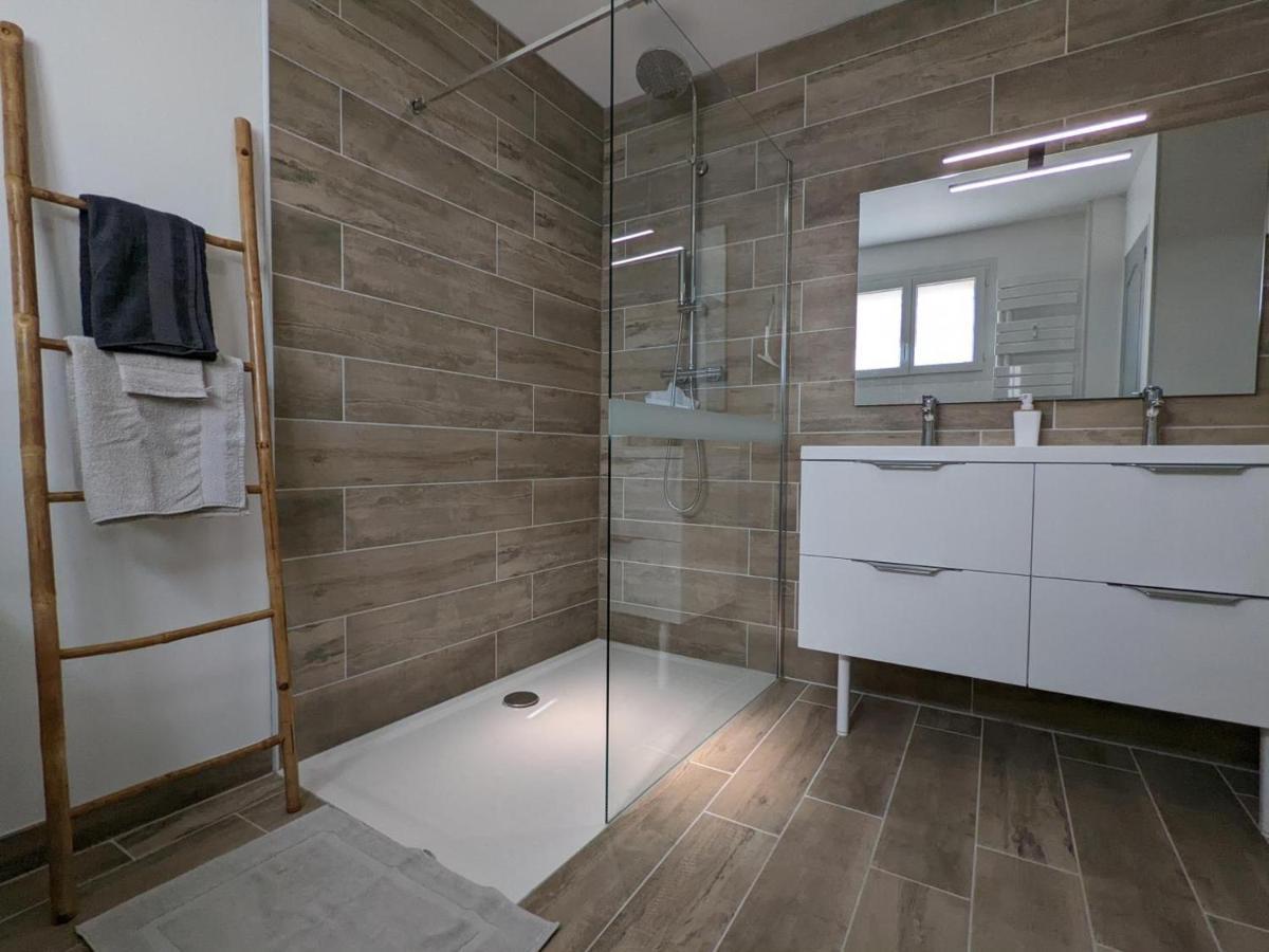 Maison Lumineuse Avec Cour Privative, Proche Sites Culturels, Tout Confort, Equipe Bebe, Wifi Inclus - Fr-1-653-98 Puyreaux Exterior foto